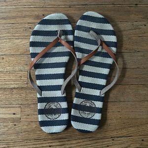 Nautical flip-flops from Kohls